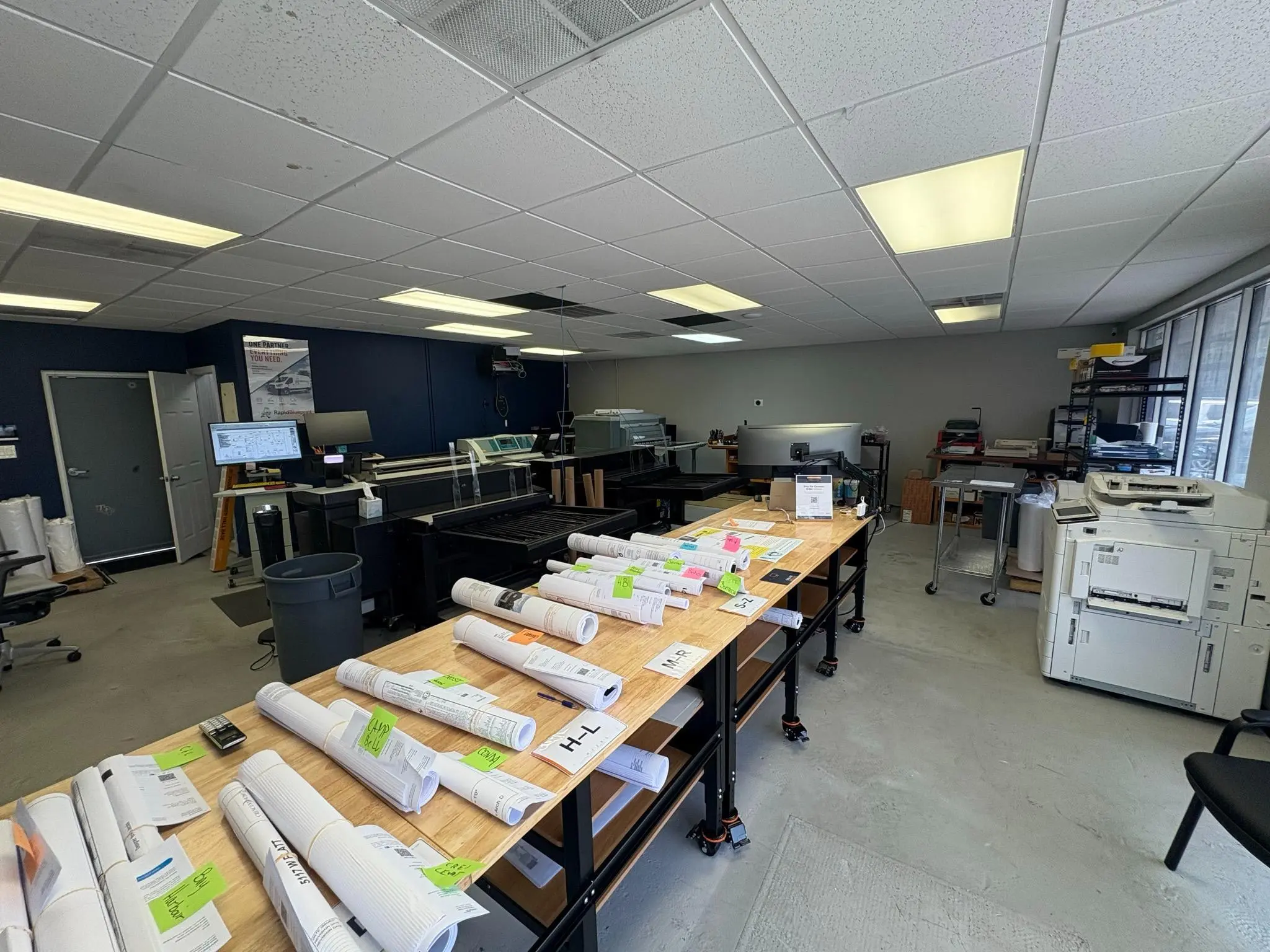 Rapid Blueprint – Tampa - Exterior view of the print shop